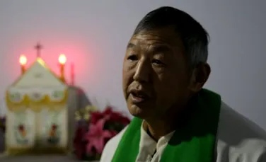 Povestea preotului catolic chinez proscris atât de Vatican, cât şi de Statul chinez
