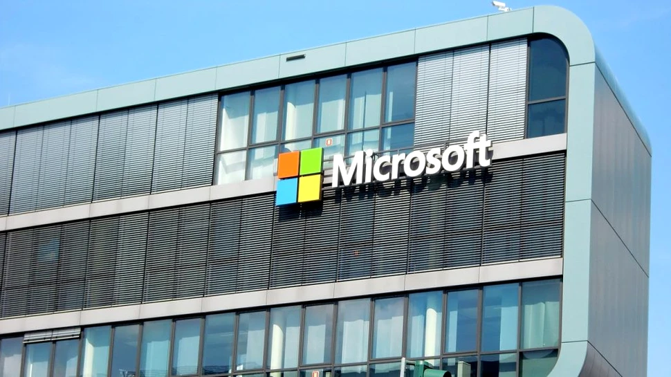Probleme pentru utilizatorii Outlook din întreaga lume. Ce spune Microsoft