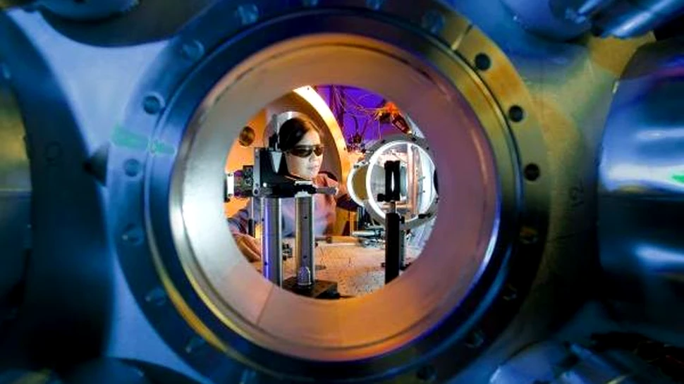 Miliarde de particule de anti-materie au fost create in laborator