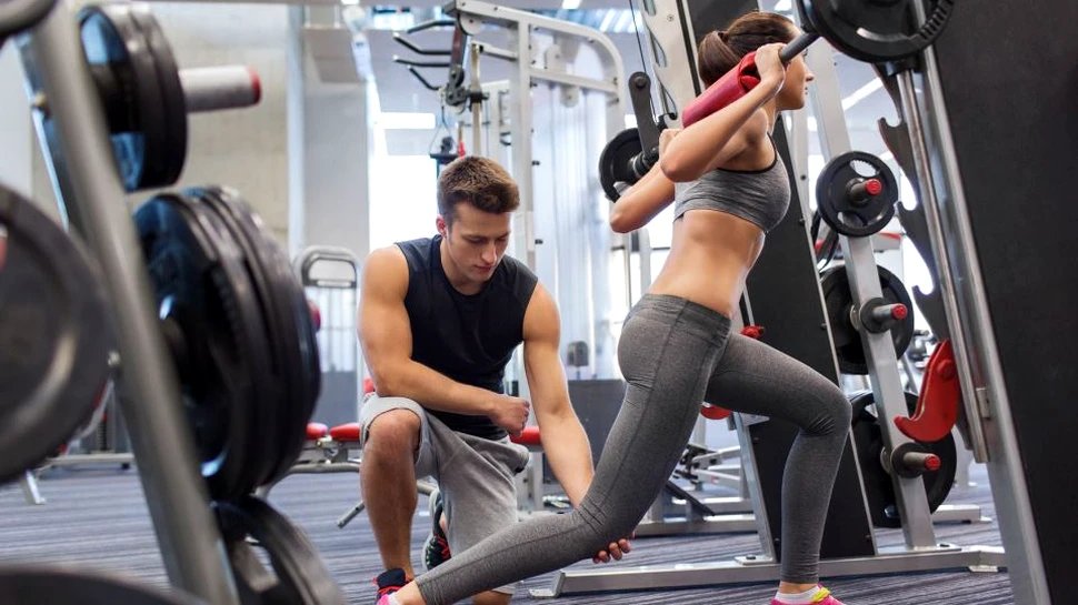 Greşeala pe care o fac mulţi când vor să slăbească. O instructoare care antrenează celebrităţile demonstrează că antrenamentul cardio nu te ajută să slăbeşti