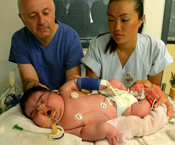 Bebeluşul uriaş: Jasleen a avut peste 6 kilograme la naştere