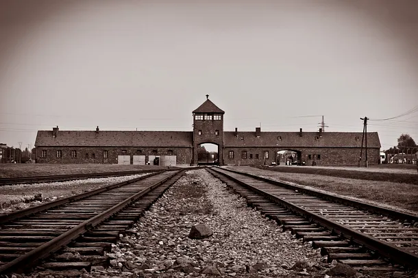 Lagărul de la Auschwitz