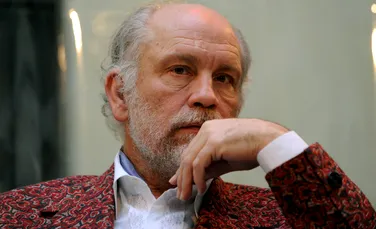 John Malkovich, singurul actor de la Hollywood care a devenit și creator de modă