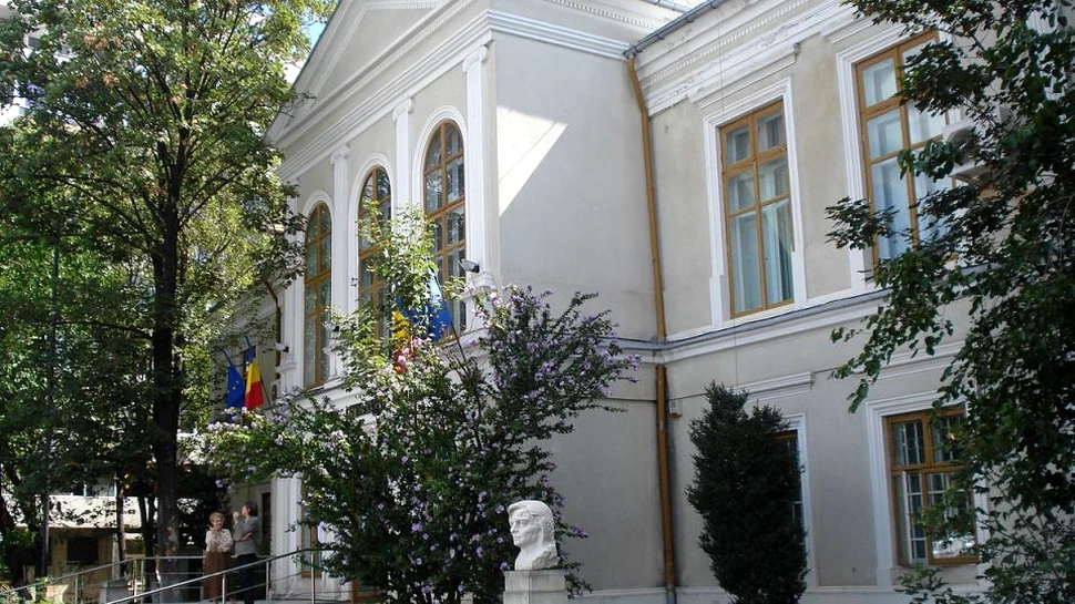 Noul sediu expoziţional al Muzeului Naţional al Literaturii Române (MNLR) a fost inaugurat