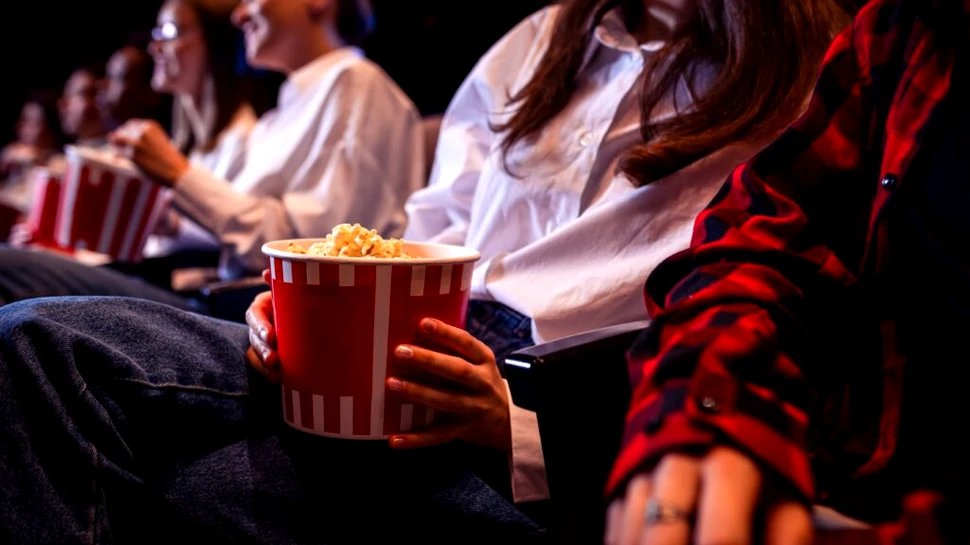 Ce filme vezi în luna august?