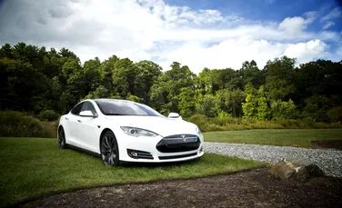 Elon Musk susține că Tesla e pe cale să creeze mașini complet autonome
