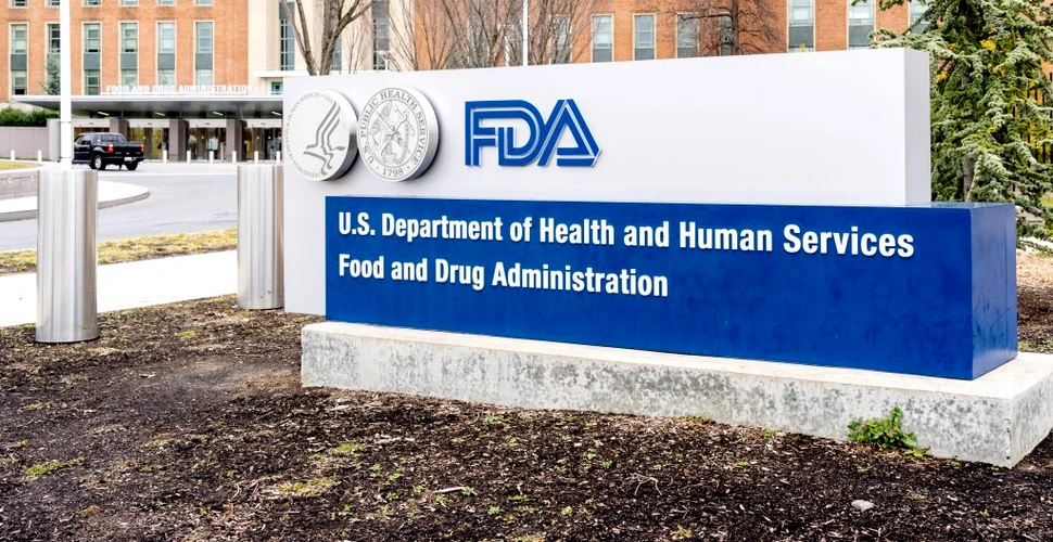 Motivul pentru care doi şefi de la FDA, responsabili de campania de vaccinare în SUA, îşi dau demisia