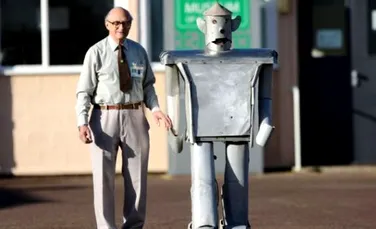 Un robot “revine la viata” dupa o jumatate de secol