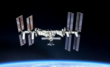 Stația Spațială Internațională s-a deplasat mai sus pentru a evita resturile de sateliți
