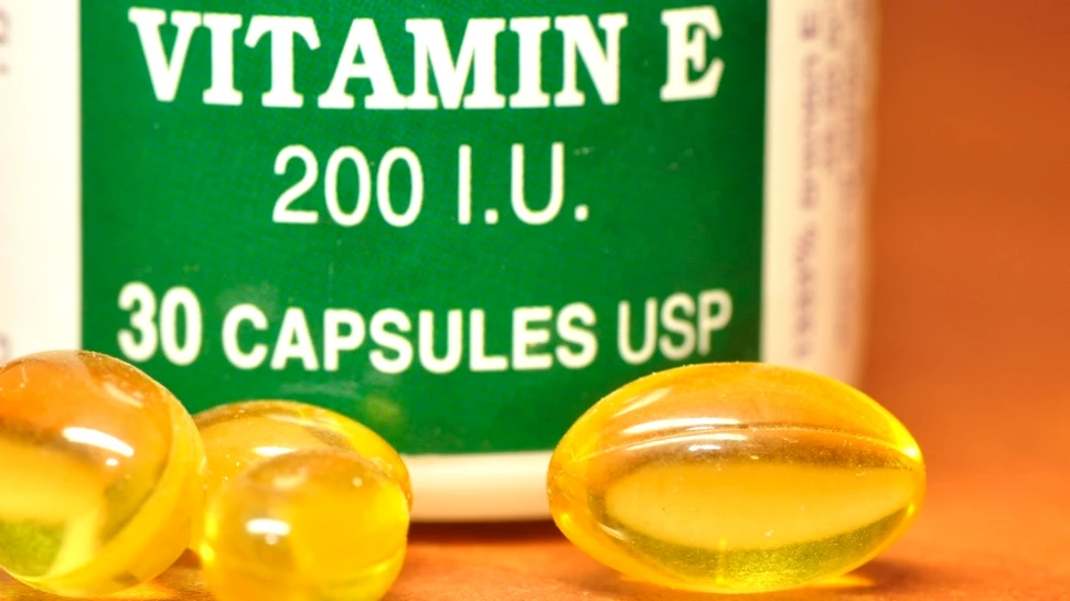 Cercetătorii au descoperit vitamina ce reduce ritmul declinului cognitiv în rândul celor ce suferă de demenţă