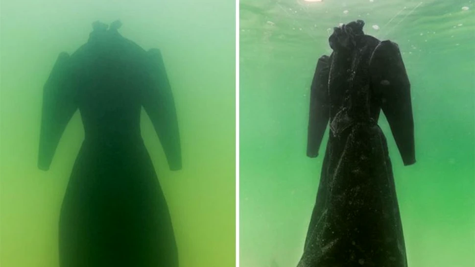 O rochie a fost  scufundată în Marea Moartă pentru două luni. Transformarea este INCREDIBILĂ