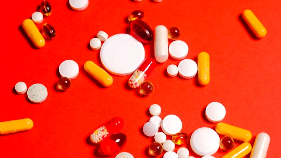 STUDIU. Cele mai agresive tipuri de cancer ar putea fi tratate prin post şi vitamina C