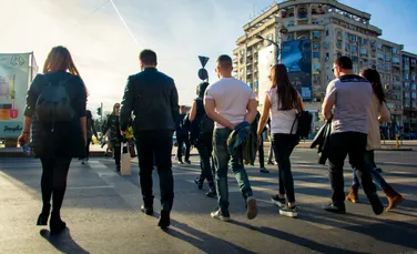 Românii se tem de „gura lumii”, arată un studiu