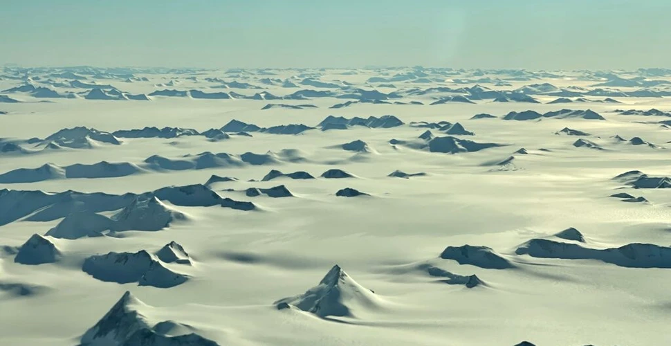 Mostre de atmosferă veche de 5 milioane de ani, găsite în gheața din Antarctica