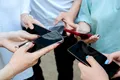 O ceartă în familie din cauza unui telefon iPhone s-a sfârșit tragic