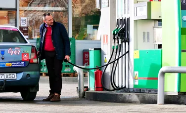 Un efect în lanț: ce înseamnă prețurile mai mari la pompă pentru economiile ca România?