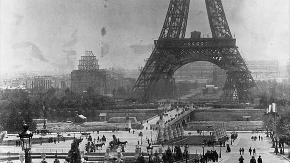 Turnul Eiffel, construcţia franţuzească bazată pe o tehnologie inventată în România – FOTO
