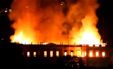 Un incendiu uriaş a distrus cel mai vechi muzeu de istorie naturală de pe întregul continent american. ”Două sute de ani de muncă şi cercetare au fost pierdute”
