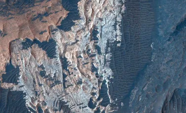 Un mineral nou de pe Marte ar putea rezolva un mister vechi de 20 de ani