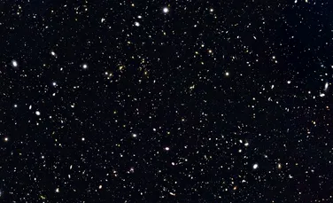 Telescopul Webb a descoperit peste 700 de galaxii antice care au inundat Universul cu lumină