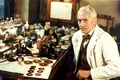 Alexander Fleming, inventatorul penicilinei. „Penicilina a zăcut pe un raft timp de zece ani, în timp ce eu am fost numit șarlatan”