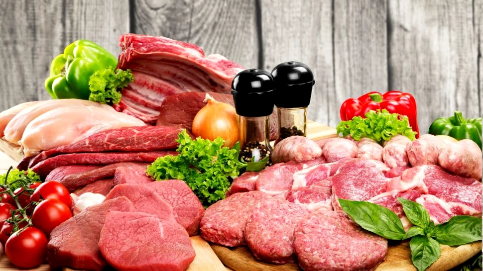 Un studiu controversat concluzionează că nu există dovezi statistice care să lege consumul de carne roşie de problemele cardiovasculare sau de apariţia cancerului