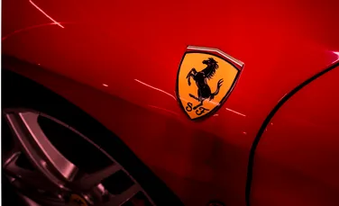 Ferrari a dezvăluit primul său model complet electric