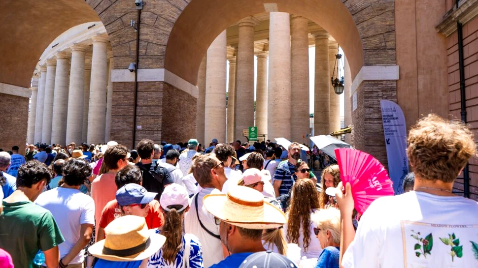 Cum încearcă o țară europeană să combată supraturismul în 2026?