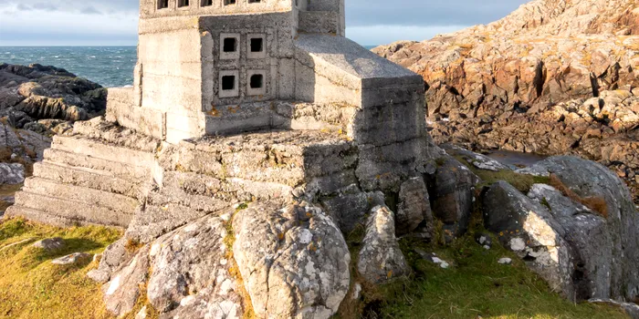 Castelul Pustnicului, considerat a fi cel mai mic castel din Europa
