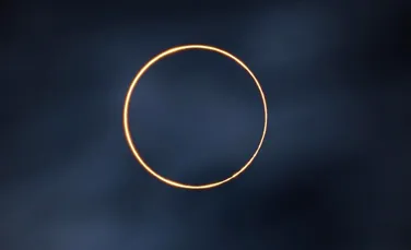 O eclipsă solară care arată nelumească a câștigat marele premiu în competiția Astronomy Photographer of the Year