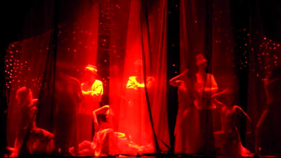 Seherezada vine la Bucuresti! Teatru-dans în ritmuri orientale!