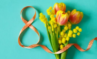 MESAJE de 8 Martie 2026! Urări speciale pentru femeile iubite din viața ta