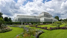 O veche stație meteo din Londra a înregistrat prima lună calendaristică fără ploaie din 1871 încoace