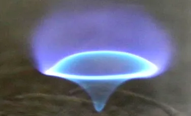 Oamenii de ştiinţă au descoperit un nou tip de foc pe care l-au şi experimentat. ”Este o descoperire fascinantă, care oferă numeroase posibilităţi”