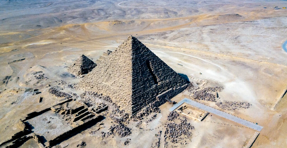 Khufu sau Cheops, proiectantul Marii Piramide din Giza. Herodot l-a numit un tiran vicios