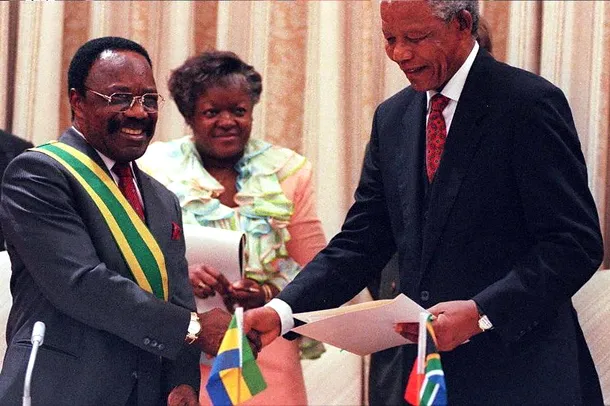 presedintele Gabonului Omar Bongo si Nelson Mandela