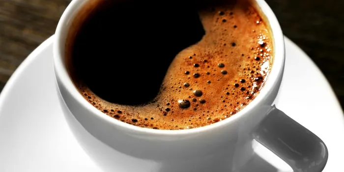 De ce unii specialiști recomandă cafeaua înainte de somn? Explicația biologică, pe înțelesul tuturor