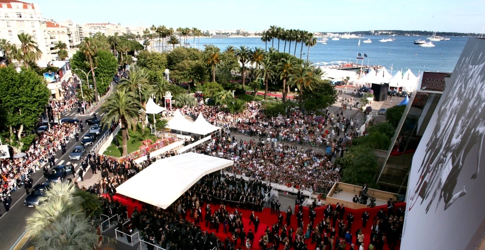 China va cheltui un miliard de dolari pentru a crea un oraş al filmului în stil franţuzesc şi un festival similar cu cel de la Cannes