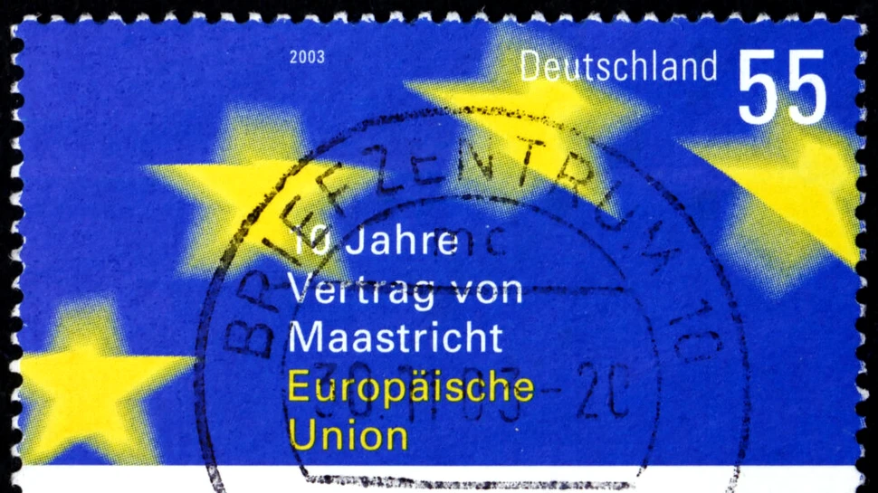 Tratatul de la Maastricht, documentul care stă la baza Uniunii Europene de astăzi