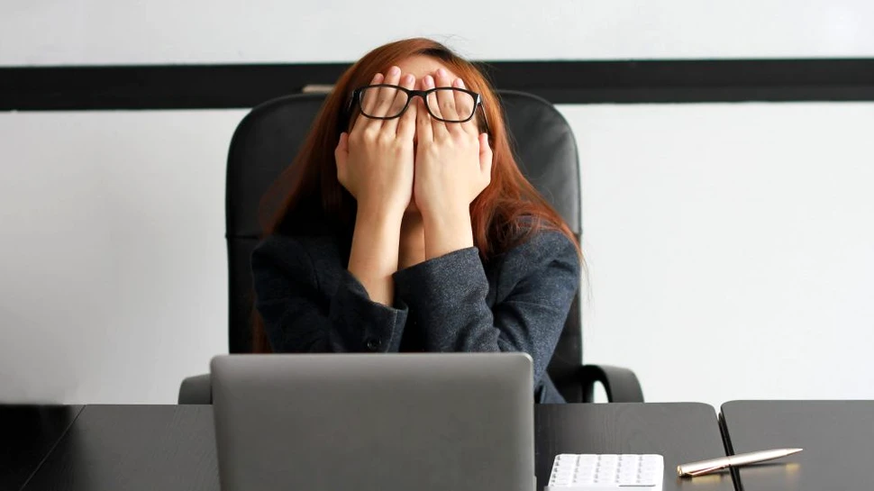 Prima aplicaţie care îți evaluează riscul de burnout. Cum poate fi folosită