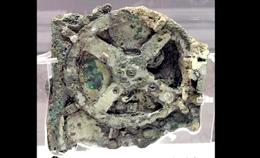 Pe urmele unui artefact fascinant: mecanismul din Antikythera, computerul vechi de două milenii
