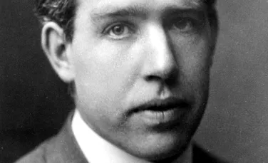 Fizicianul evreu premiat cu Nobel care a contribuit apoi masiv la dezvoltarea bombei atomice. A intrat într-un conflict deschis chiar cu Einstein