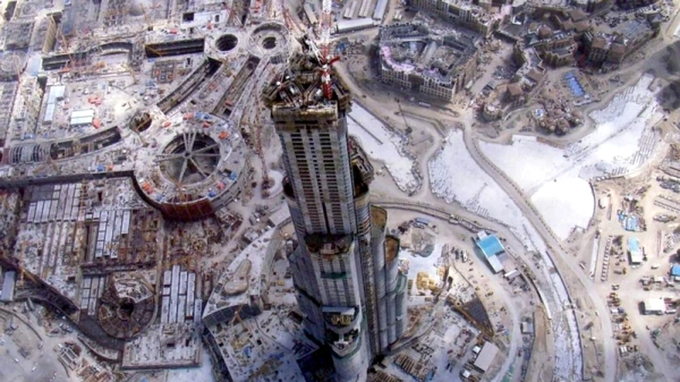 Burj Dubai, cea mai inalta cladire din lume, este inaugurata astazi