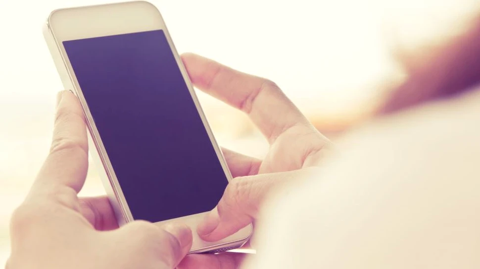 ”Lista ruşinii” a smartphone-urilor care închid aplicaţiile din fundal