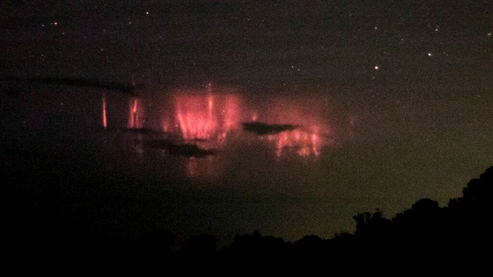 „Fulgerele răsturnate” dintr-un uragan, surprinse în imagini rare