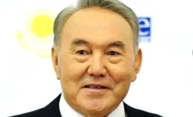 Presedintele kazah vrea sa fie nemuritor