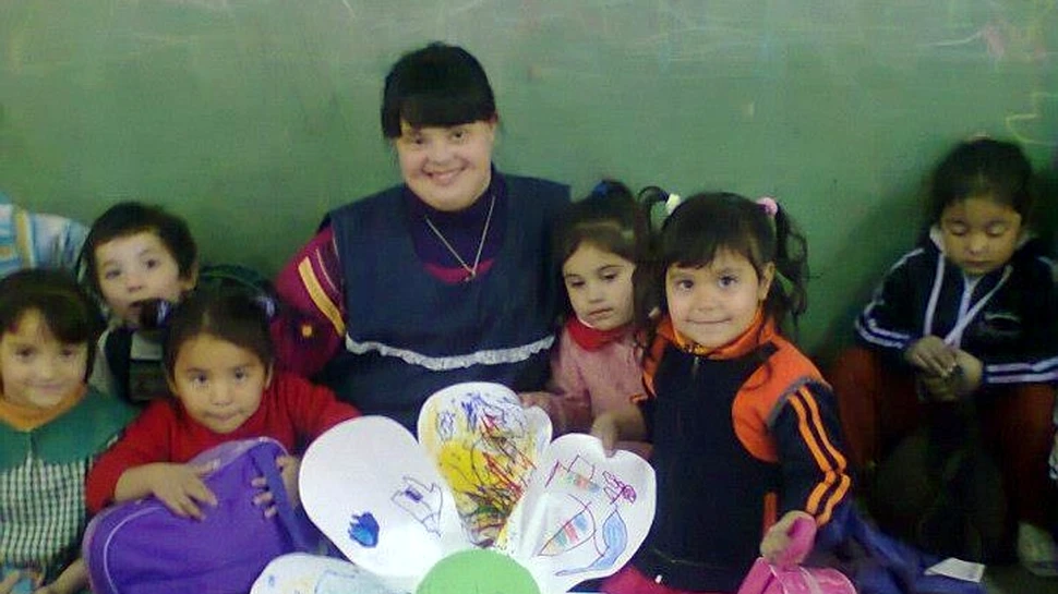 A fost considerată un ”monstru” la gradiniţă, însă a demonstrat că dizabilităţile nu reprezintă o piedică pentru nimic
