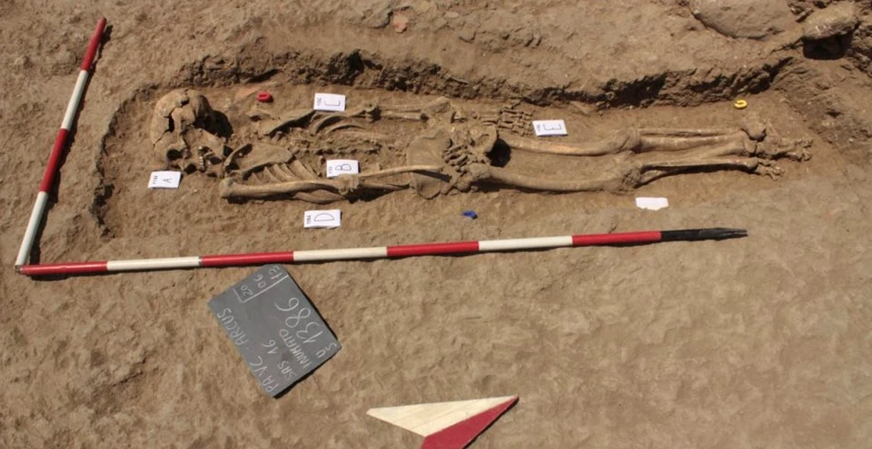 De ce un bărbat a fost îngropat cu faţa în jos după ce a fost omorât în Sicilia medievală