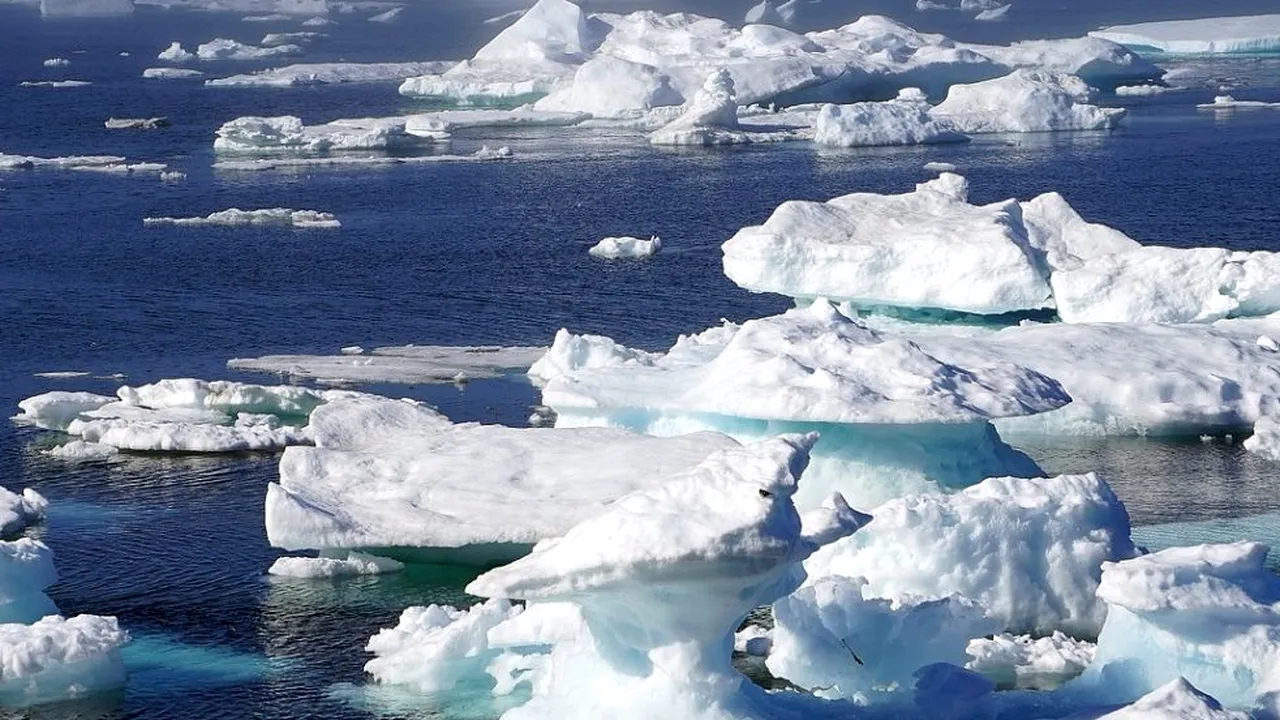 Таяние льдов мирового океана. Льды Гренландии. Таяние льда. Гренландский ледяной щит. Таяние Гренландии.