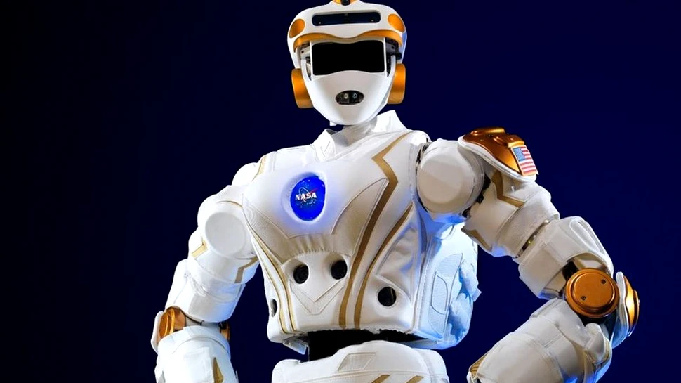 NASA trimite roboţii umanoizi la facultate